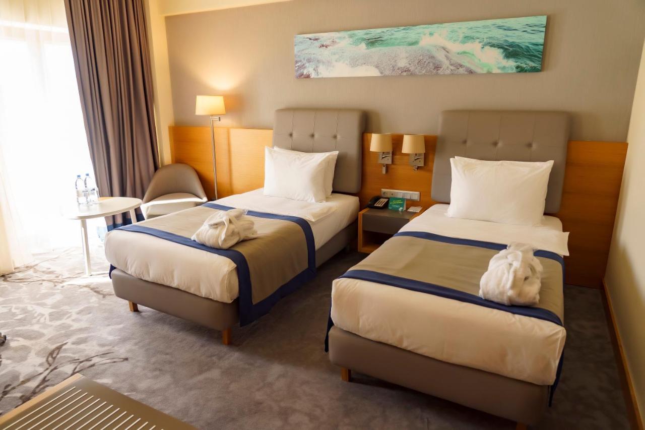 - Aktau - Seaside By Ihg Hotel