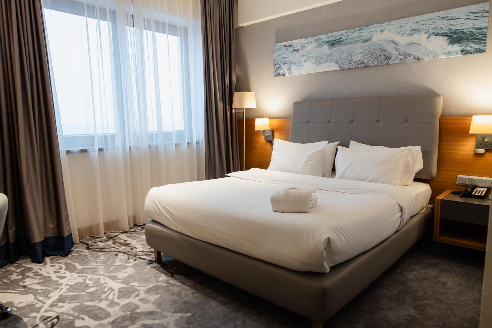 - Aktau - Seaside By Ihg 4*