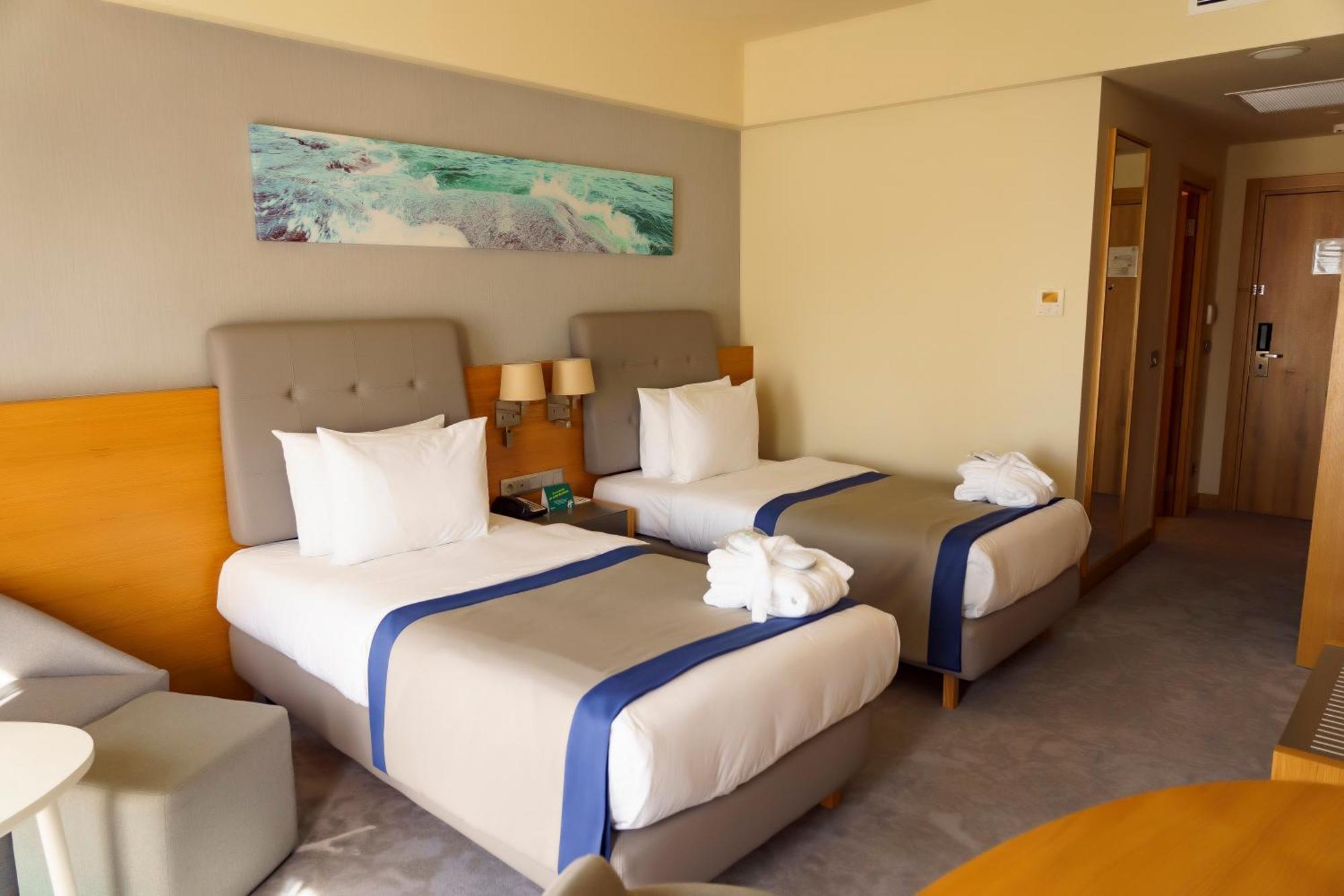 - Aktau - Seaside By Ihg Отель 4*