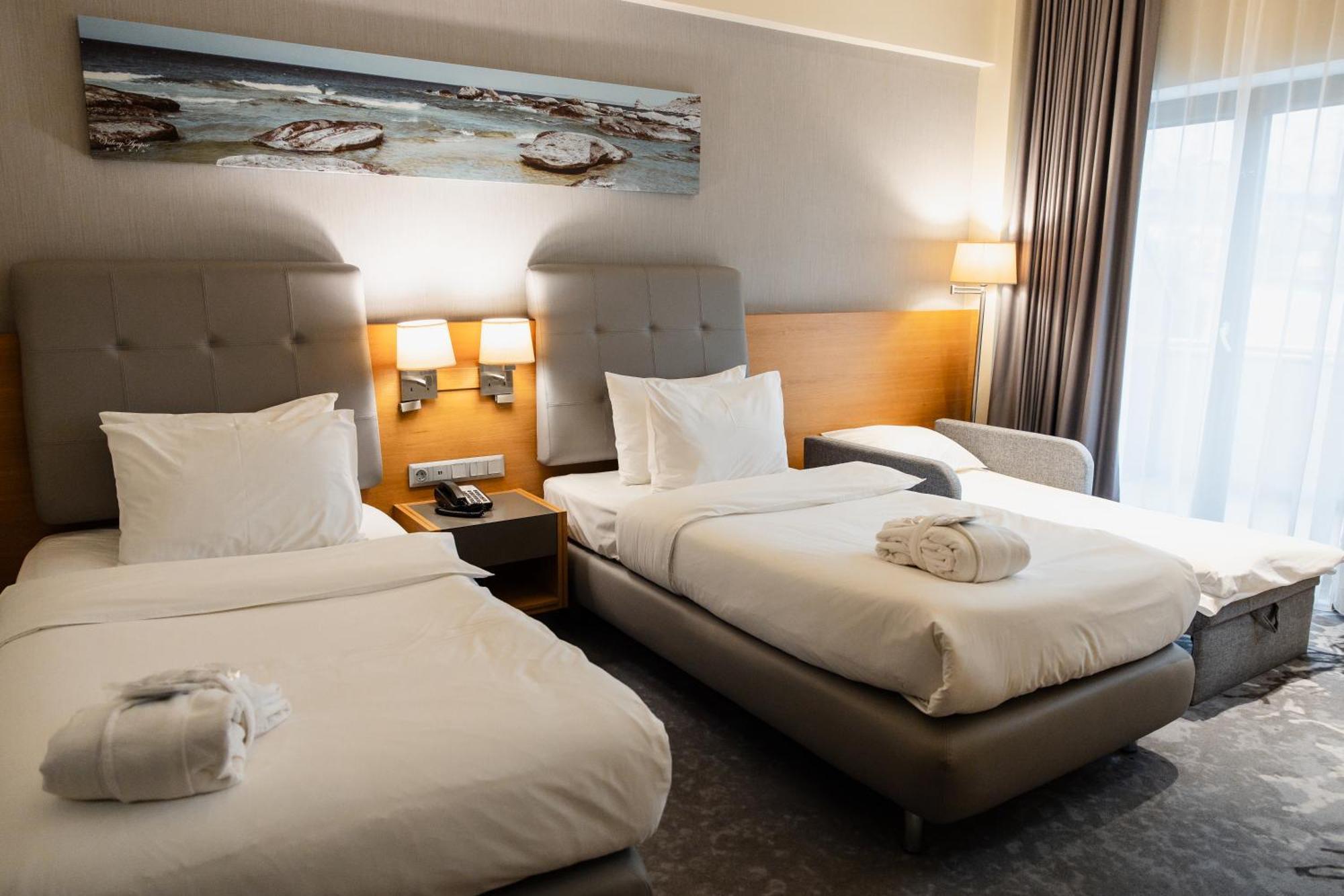 - Aktau - Seaside By Ihg Hotel