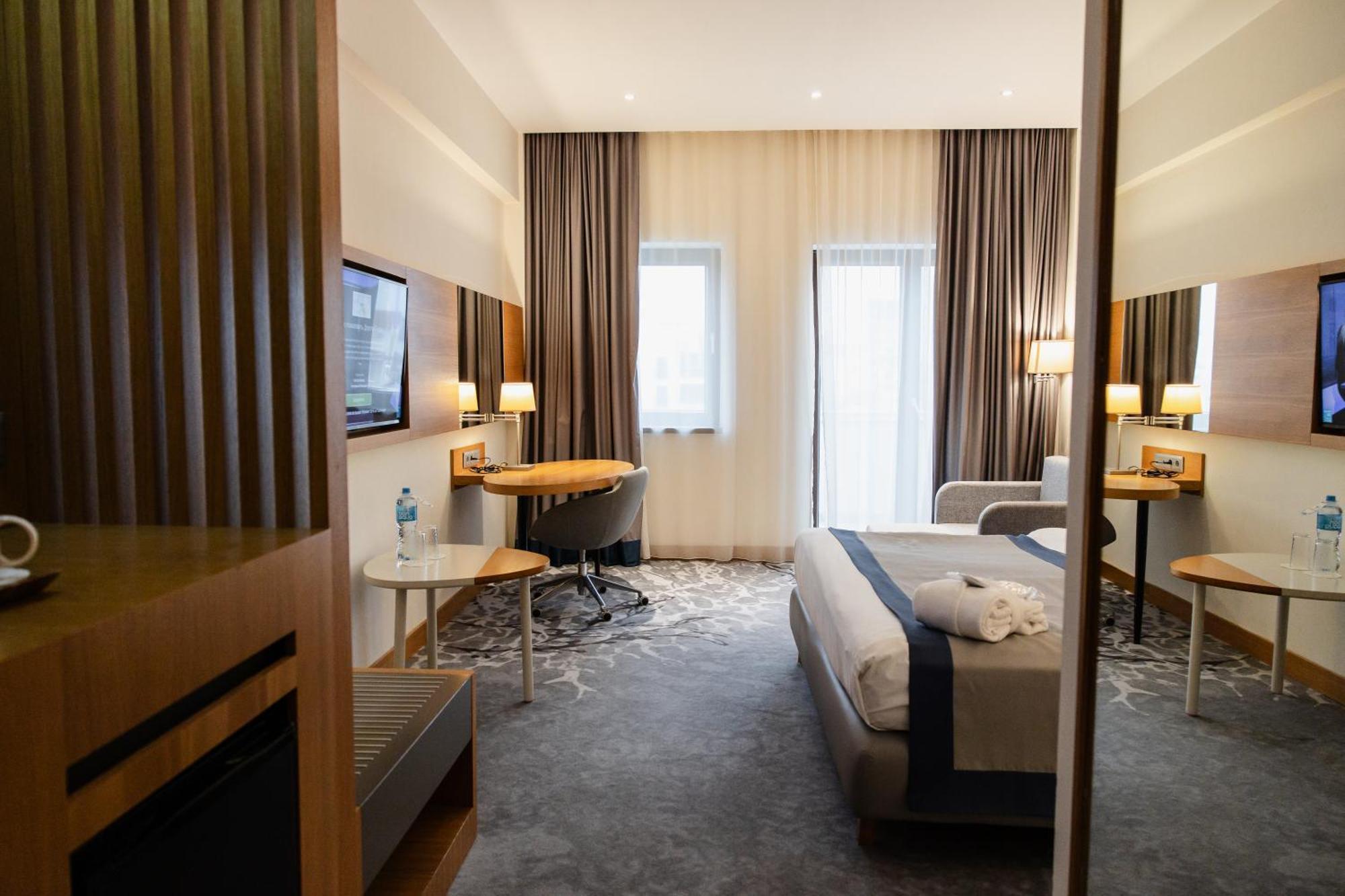 - Aktau - Seaside By Ihg Hotel